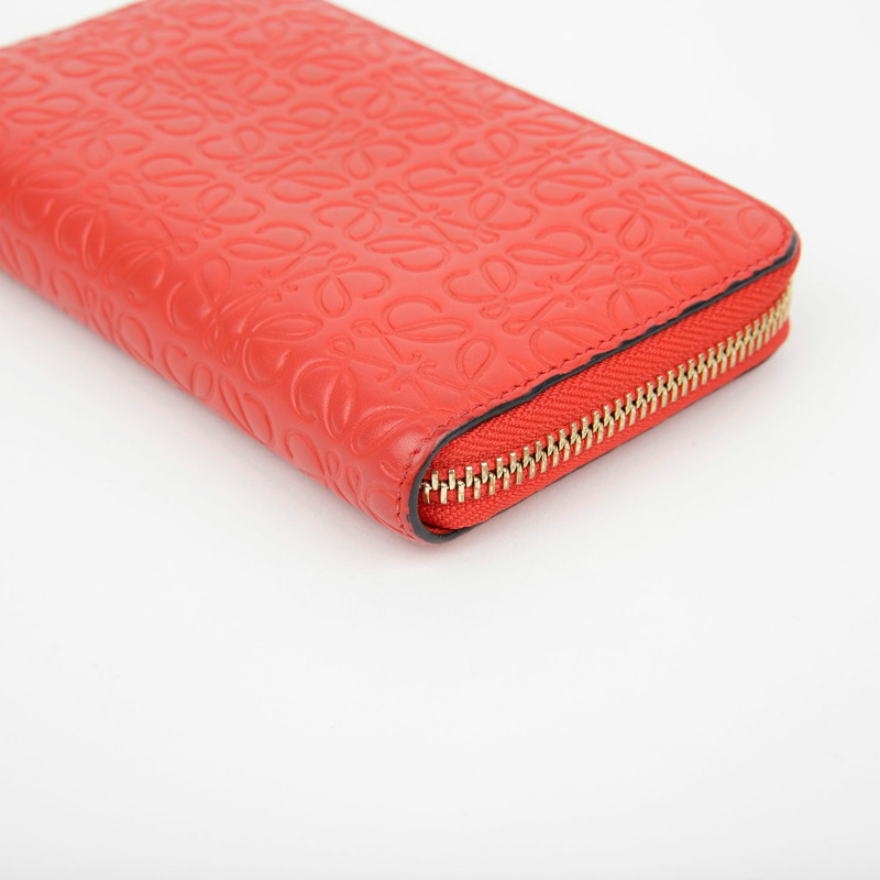 LOEWE 107 55 Anagram 拉鍊圓形錢包-6