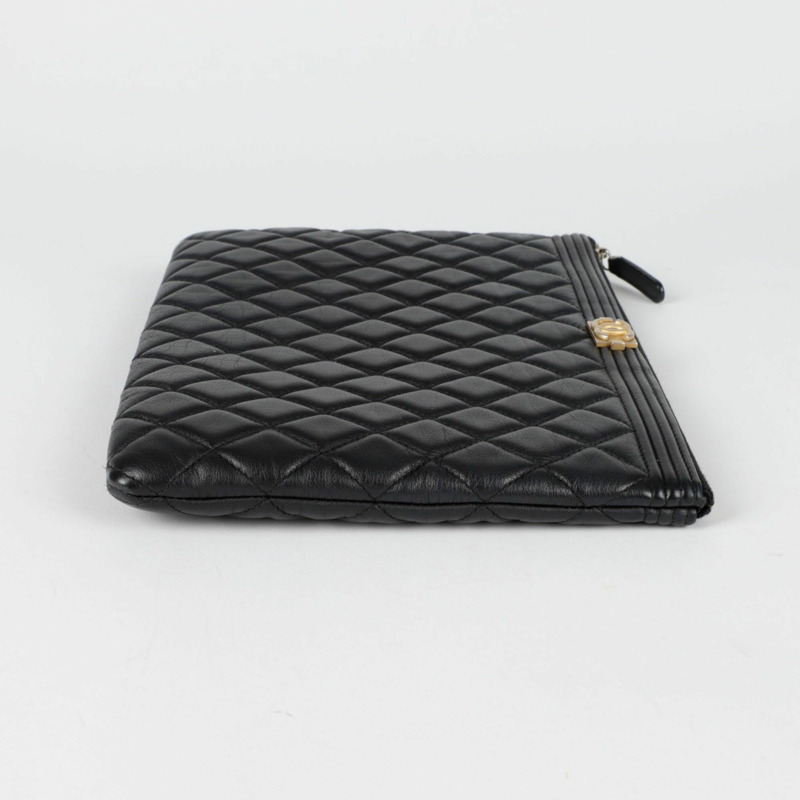 CHANEL Boy 中號手包 A80571-6