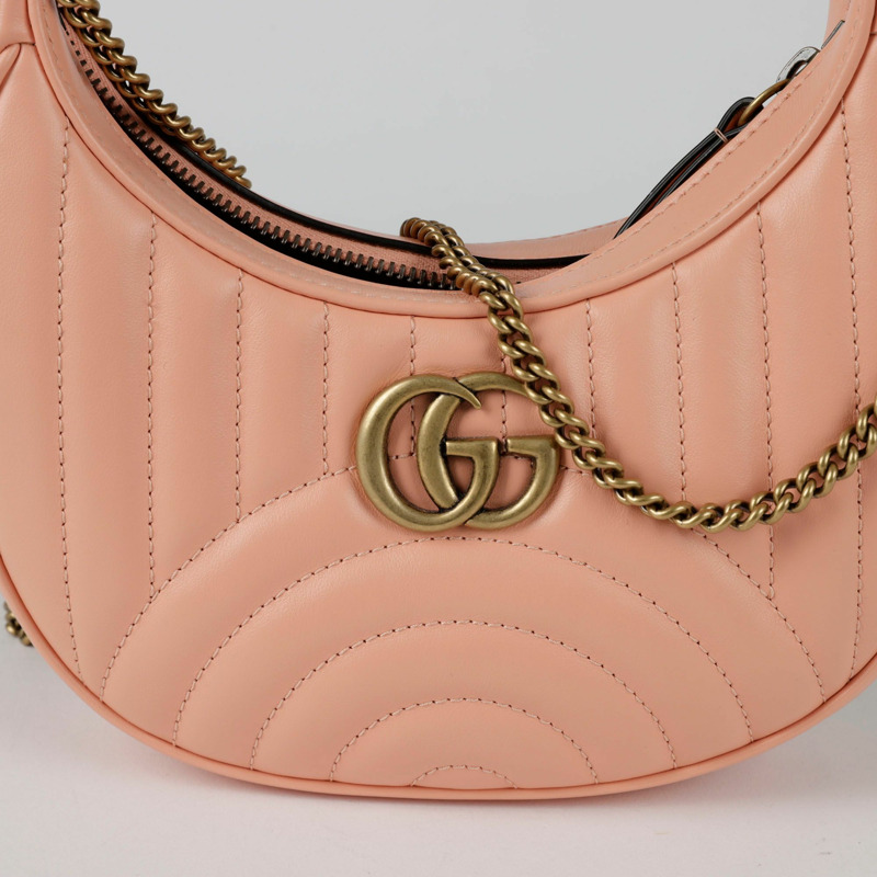 GUCCI GG Marmont 半月形迷你單肩斜背包-1