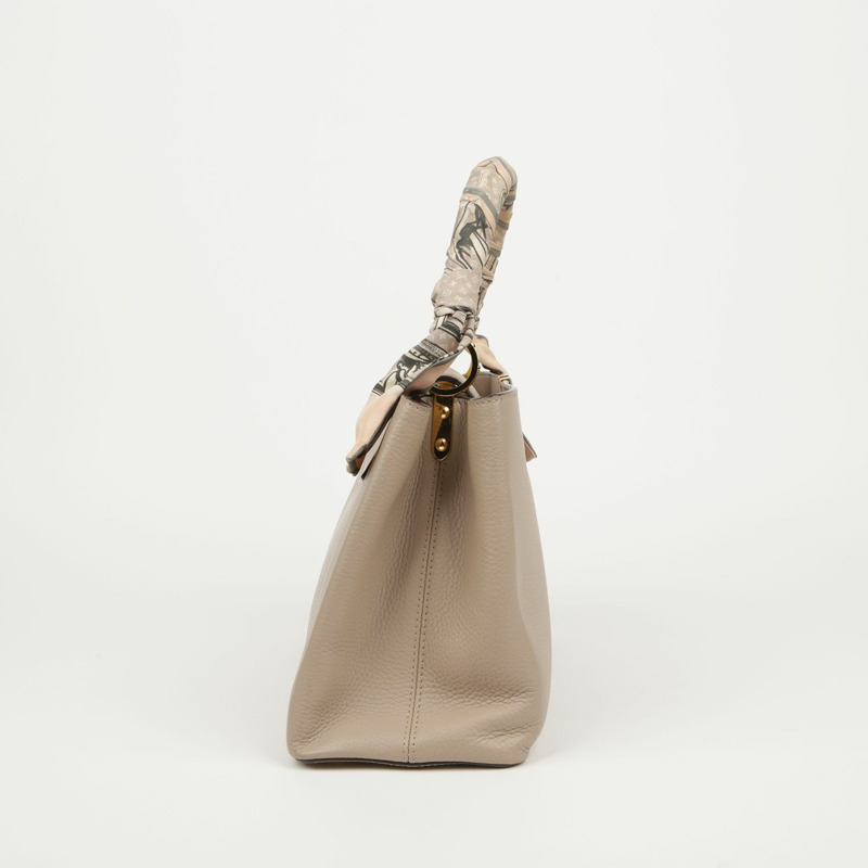 LOUIS VUITTON Capucines MM 手提包-4