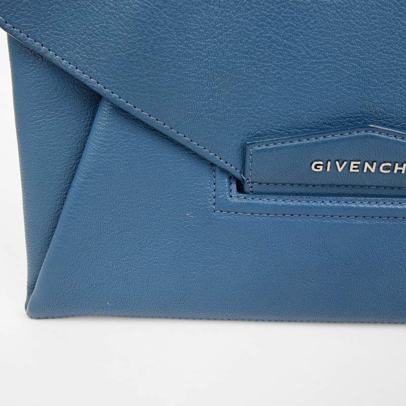GIVENCHY Antigona 中型信封手拿包-2