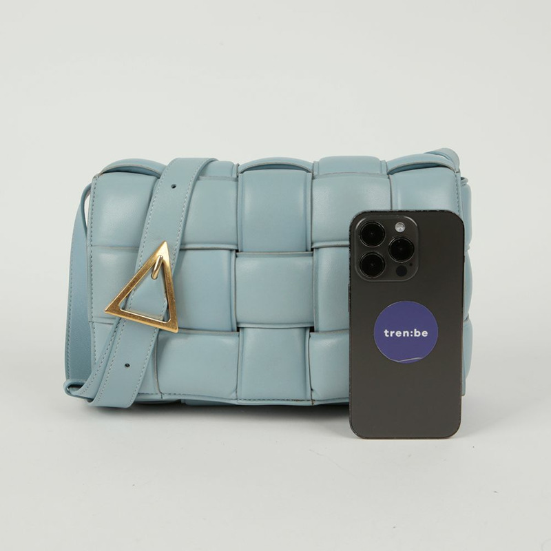 BOTTEGA VENETA 帶襯墊的卡式斜挎單肩包-7
