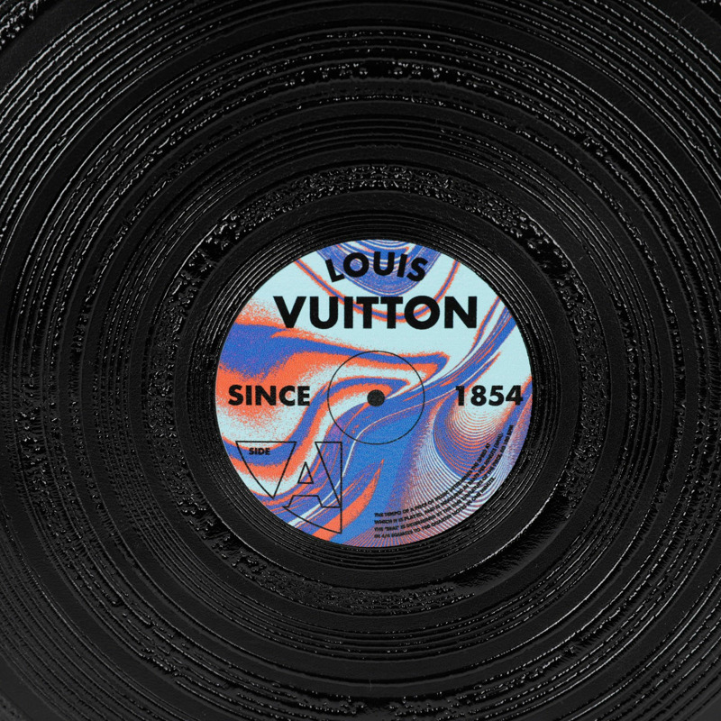 LOUIS VUITTON 光碟袋-1