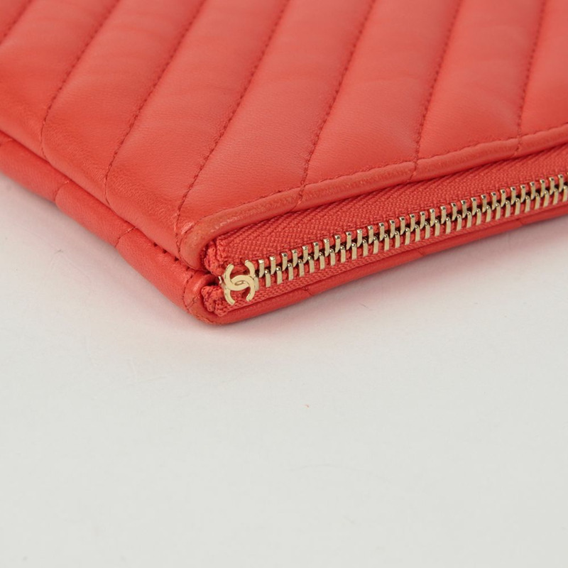 CHANEL 經典新款中型小羊皮手包-9