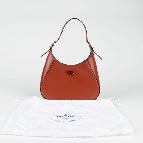 【包稅】PRADA 三角形標誌單肩包