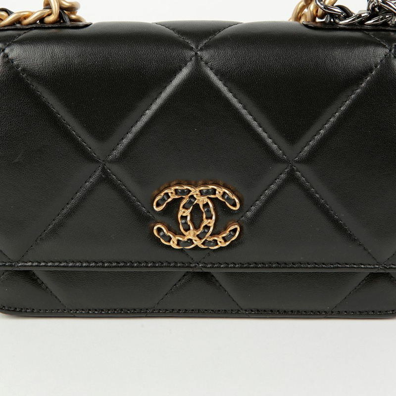CHANEL 19 WOC 斜背包-2