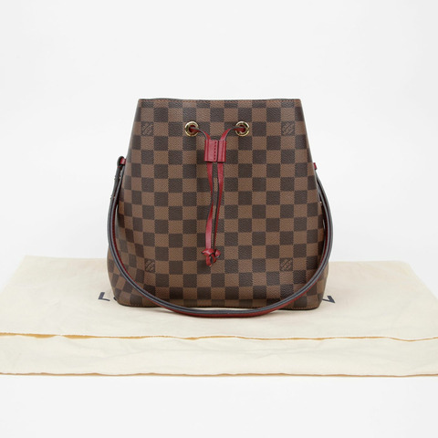 LOUIS VUITTON NeoNoe 肩斜背包