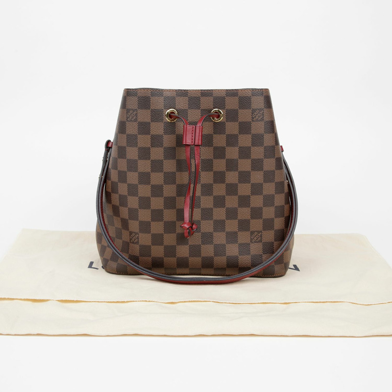 LOUIS VUITTON NeoNoe 肩斜背包-0