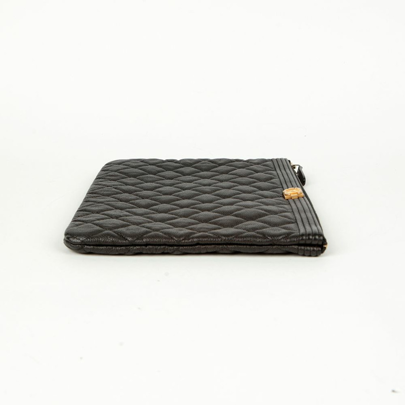 CHANEL Caviar Skin Boy 新款中型手包 A84406-4