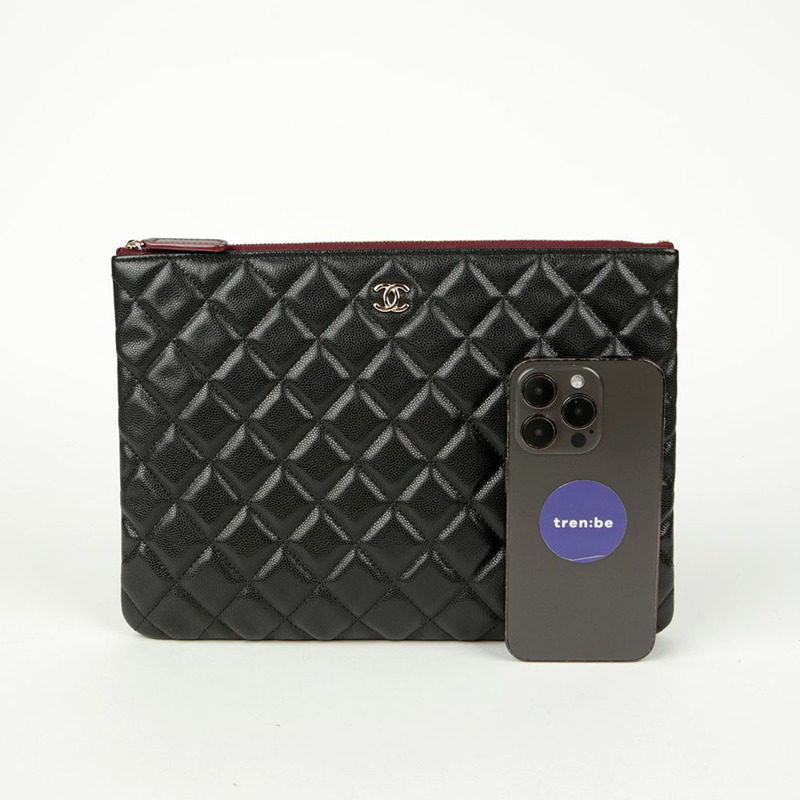 CHANEL Caviar Skin 經典新款中型手拿包 A82545-7