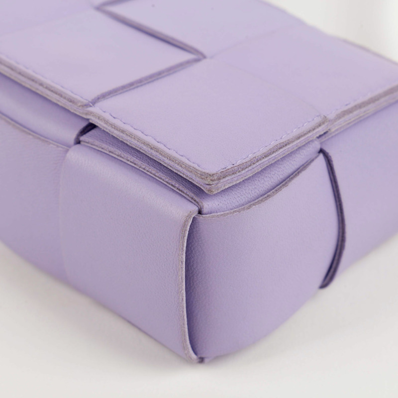 BOTTEGA VENETA Candy Cassette 迷你斜背包-9