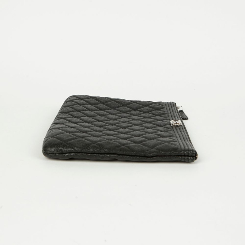 CHANEL Caviar Skin Boy 新款中型手包-4