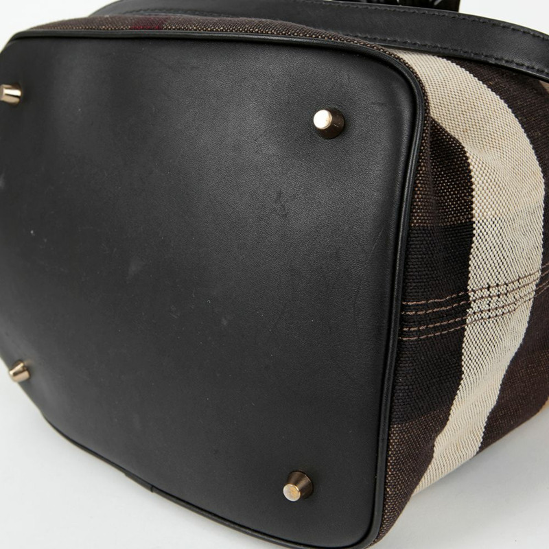 BURBERRY Ashby 手提包與肩背包-8