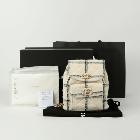 CHANEL CC Logo 斜紋軟呢背包