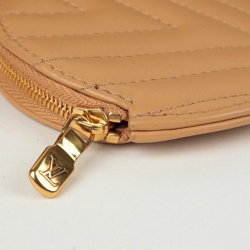LOUIS VUITTON New Wave 多口袋斜背包-3