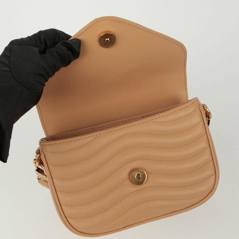 LOUIS VUITTON New Wave 多口袋斜背包-12