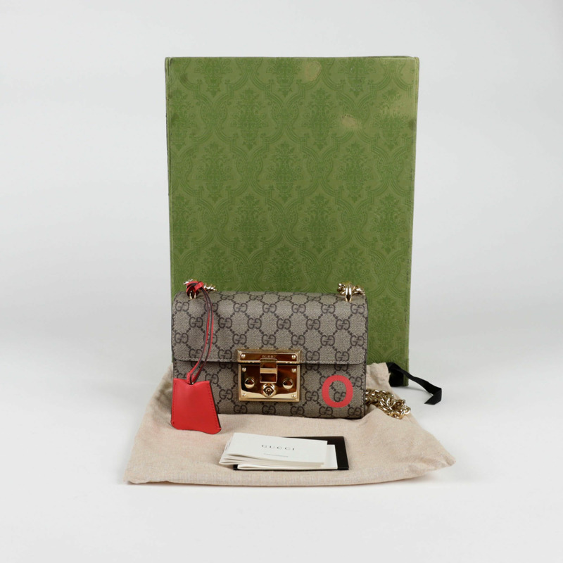 GUCCI 掛鎖 LOVE 斜背單肩包-0