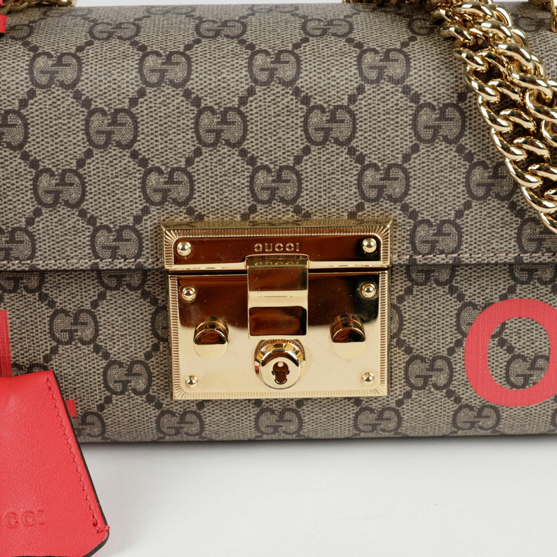 GUCCI 掛鎖 LOVE 斜背單肩包-1