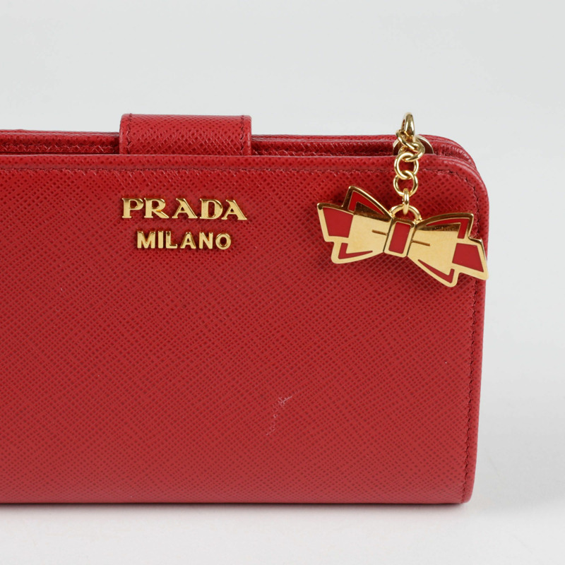 PRADA 金屬標誌飾物錢包-1