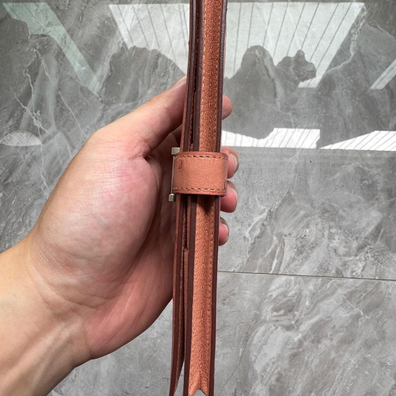 愛馬仕女士長款 H 扣錢包 鴕鳥皮 干枯玫瑰色 X 刻-4