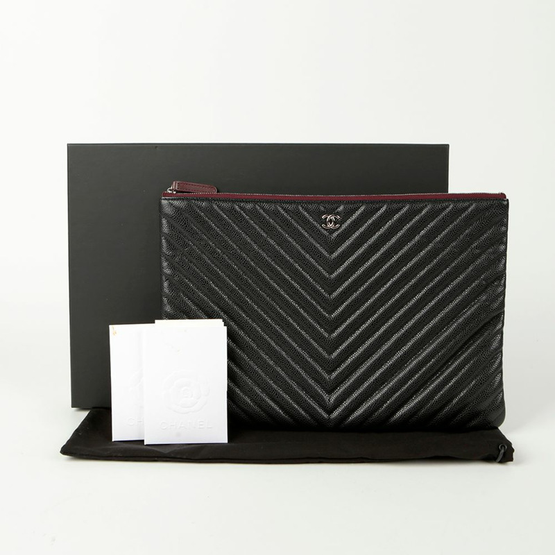 CHANEL Caviar Skin 經典大手拿包 A82552-0