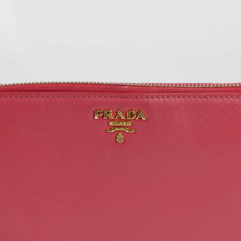 PRADA 拉鍊錢包-1