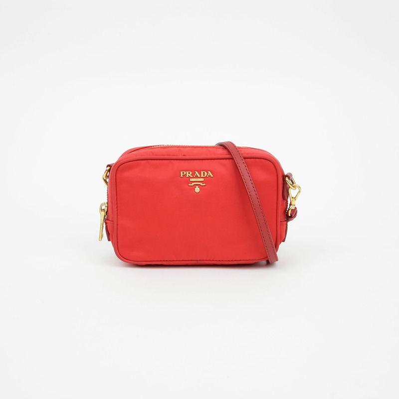 PRADA 尼龍迷你肩斜背包-1