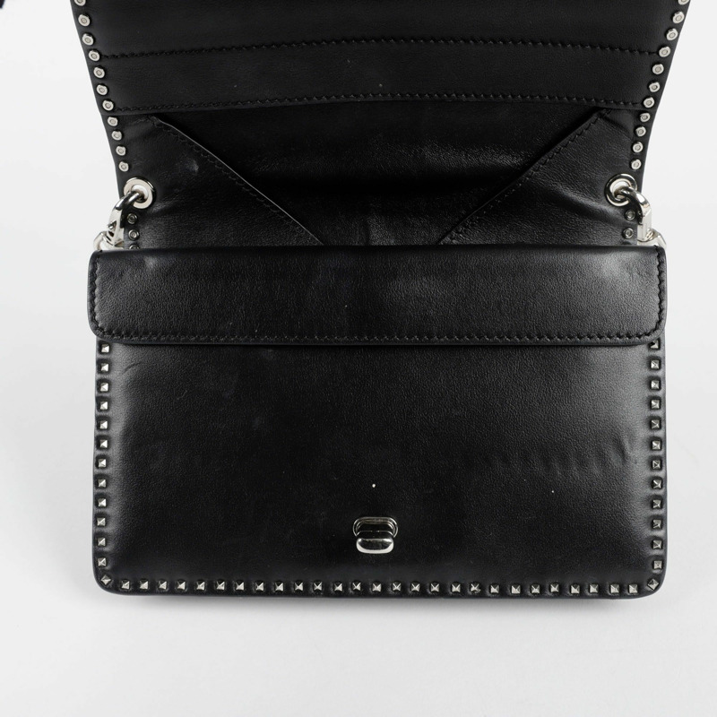 VALENTINO Rockstud 肩部-10