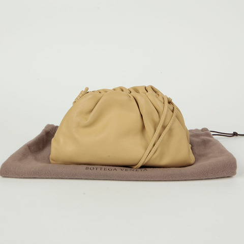 BOTTEGA VENETA 餃子迷你斜背包