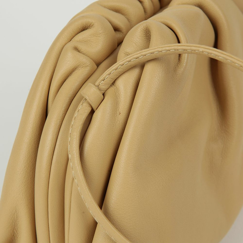 【包稅】BOTTEGA VENETA 餃子迷你斜背包-4