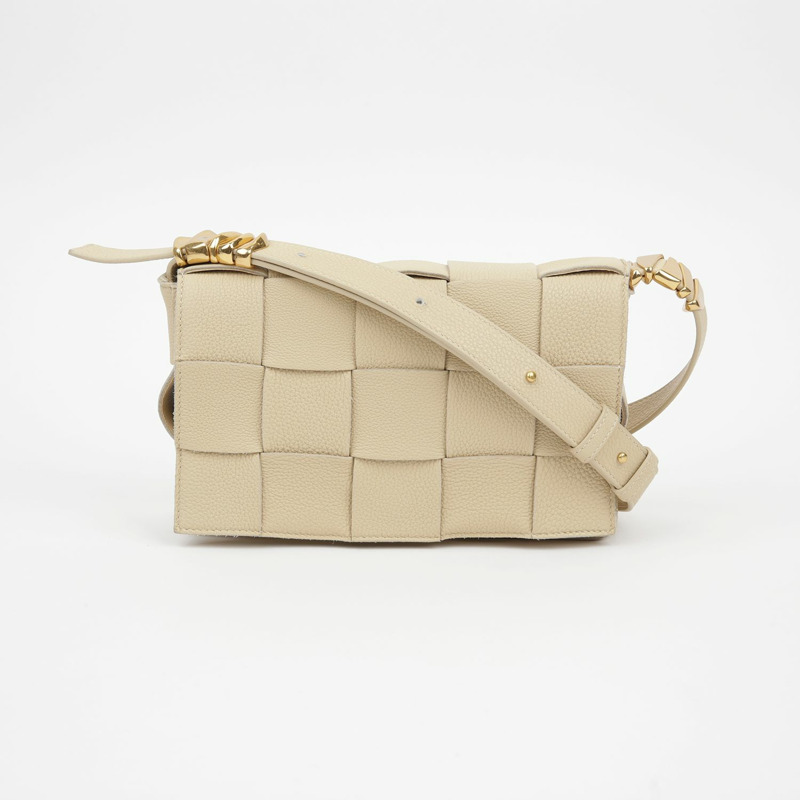 BOTTEGA VENETA Intrecciato 盒式單肩斜背包-1