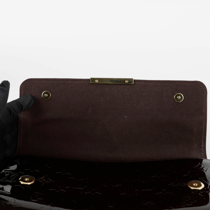 LOUIS VUITTON 羅伯森離合器-8