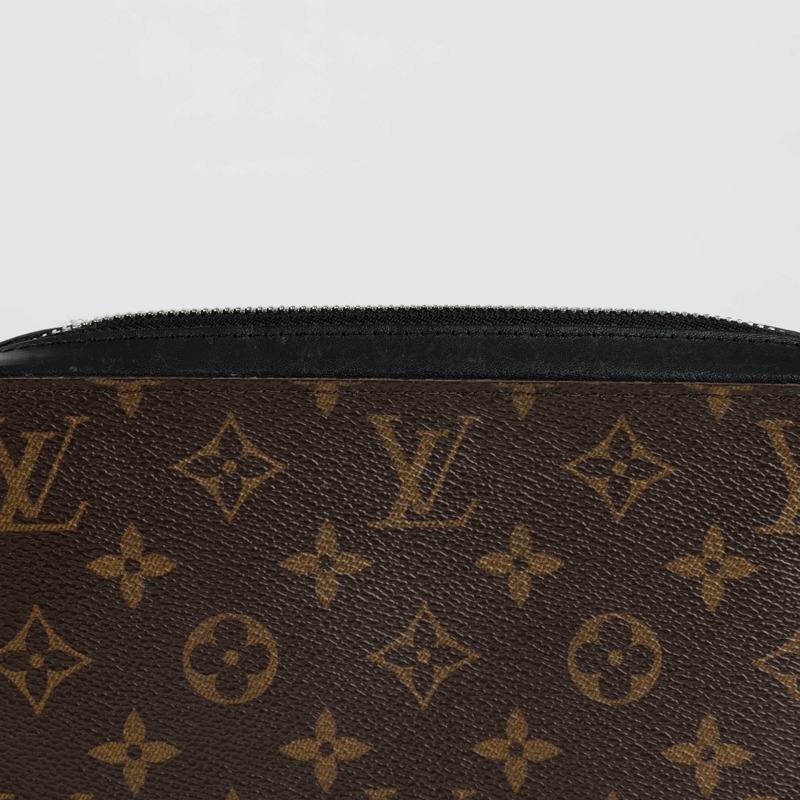 LOUIS VUITTON City XL 皮夾-1
