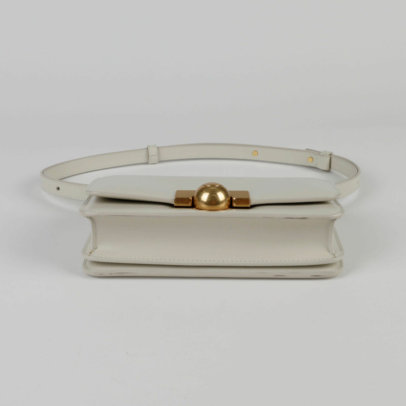 BOTTEGA VENETA 經典迷你肩背包與斜背包-6