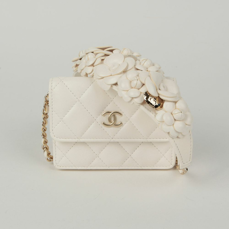 【包稅】CHANEL 山茶花鏈皮夾斜背包-1