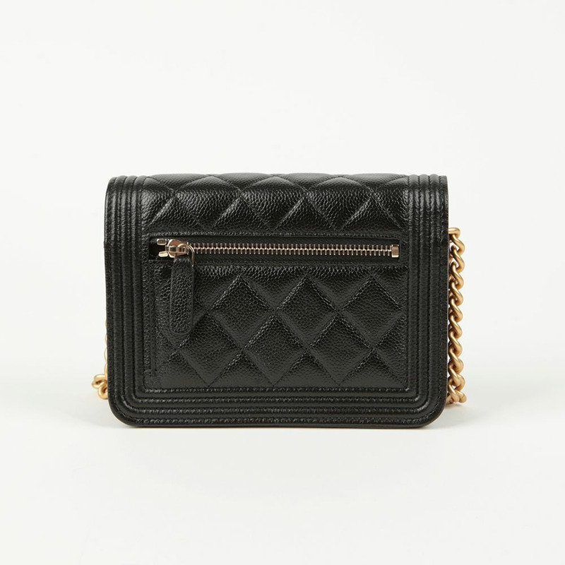 CHANEL Caviar Skin Boy 迷你 WOC 斜背包-3