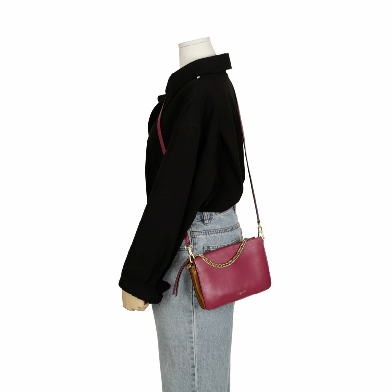 GIVENCHY Cross 3 肩斜背包-13