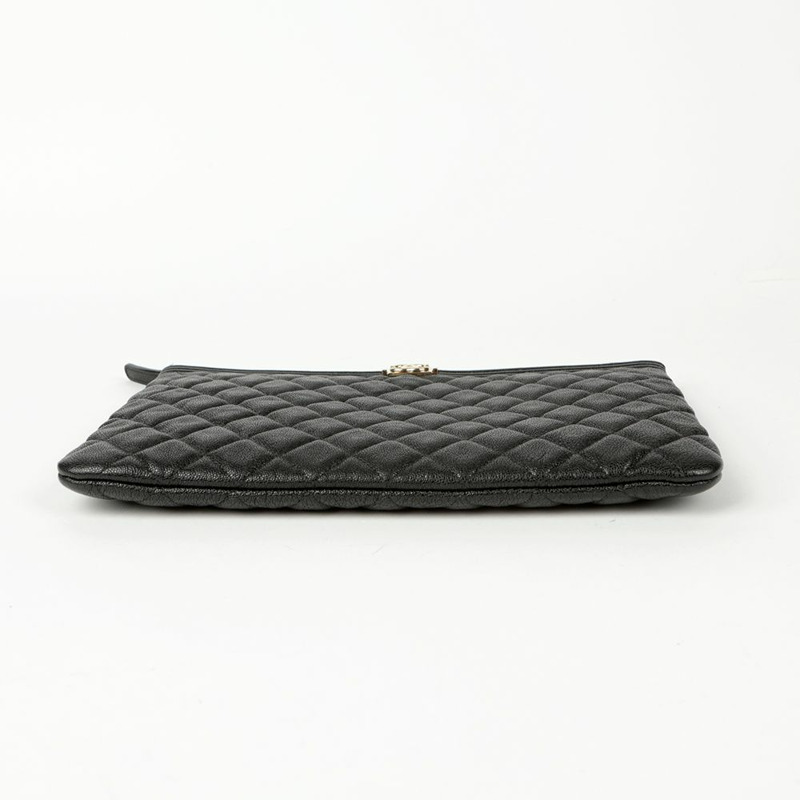 CHANEL Caviar Skin Boy 新款中型手包-5