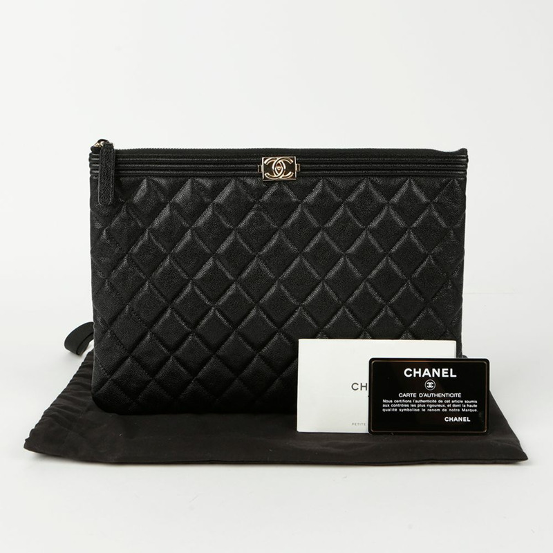 【包稅】CHANEL 魚子醬皮男孩新款中型手拿包-0