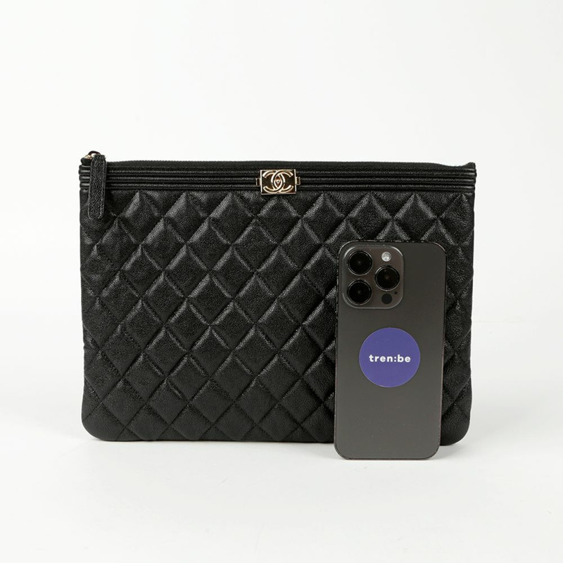 【包稅】CHANEL 魚子醬皮男孩新款中型手拿包-6