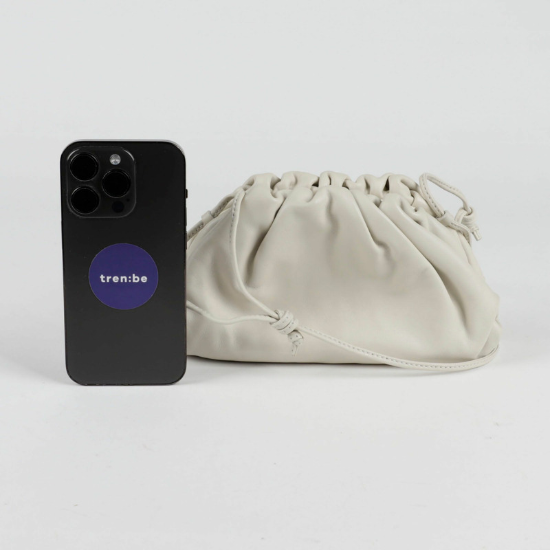 BOTTEGA VENETA 迷你餃子包斜背包-6