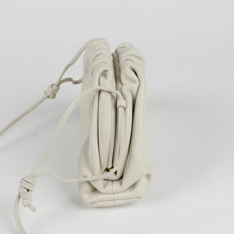 【包稅】BOTTEGA VENETA 迷你餃子造型斜背包-4