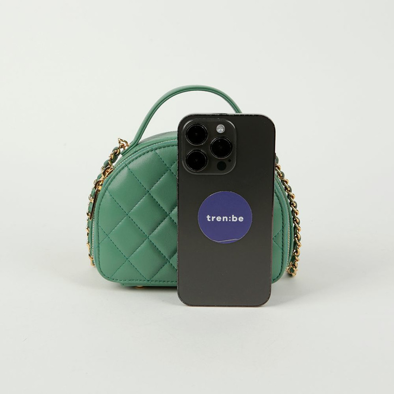 CHANEL 半月形斜背包-7