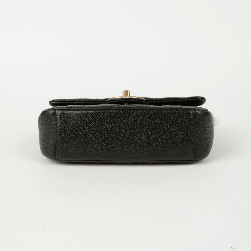 CHANEL Caviar Skin Chain Soul 翻蓋肩斜背包-4
