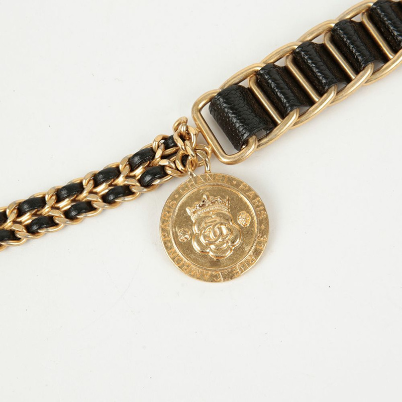 CHANEL Caviar Skin Chain Soul 翻蓋肩斜背包-6