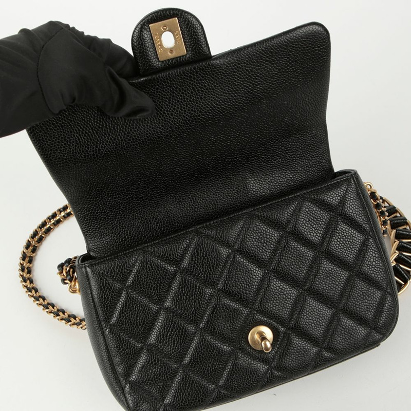 CHANEL Caviar Skin Chain Soul 翻蓋肩斜背包-8