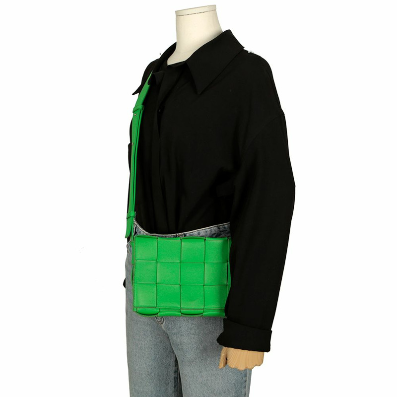 BOTTEGA VENETA 578004 Cassette 單肩斜背包-12