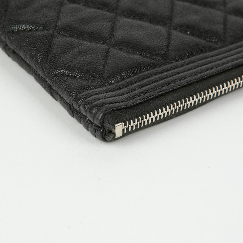 CHANEL Caviar Boy 大號手包-7