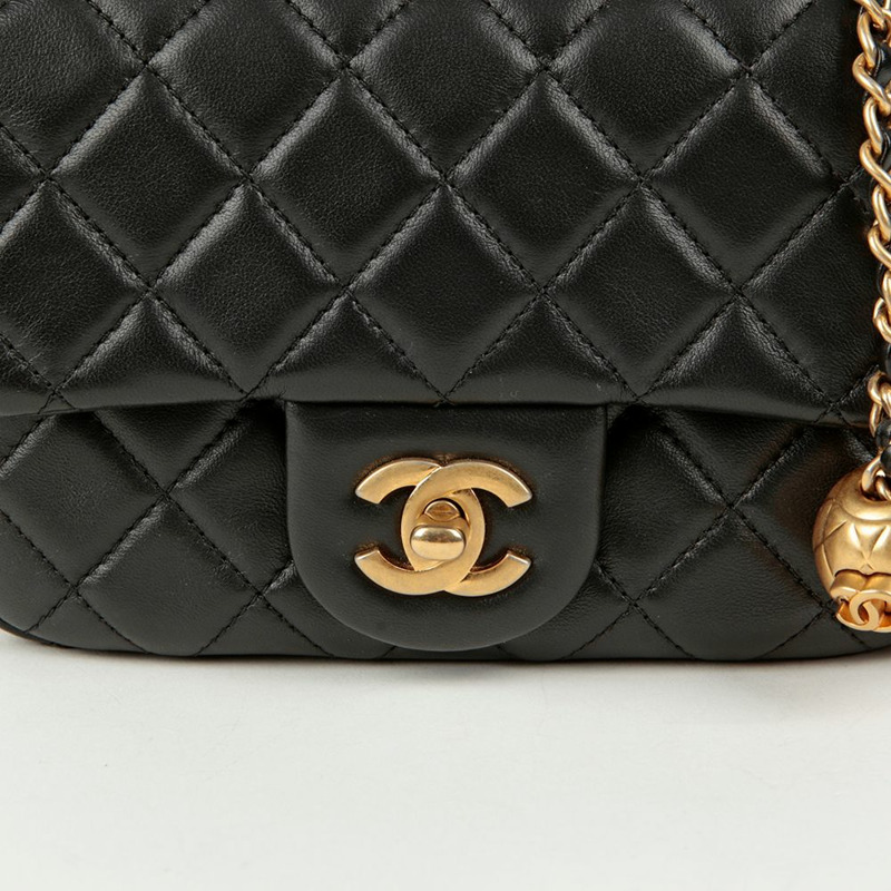 CHANEL Petite Sac 金色球鏈斜背包-2