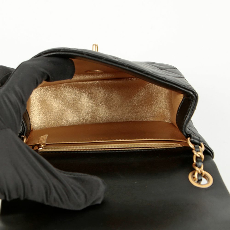 CHANEL Petite Sac 金色球鏈斜背包-9